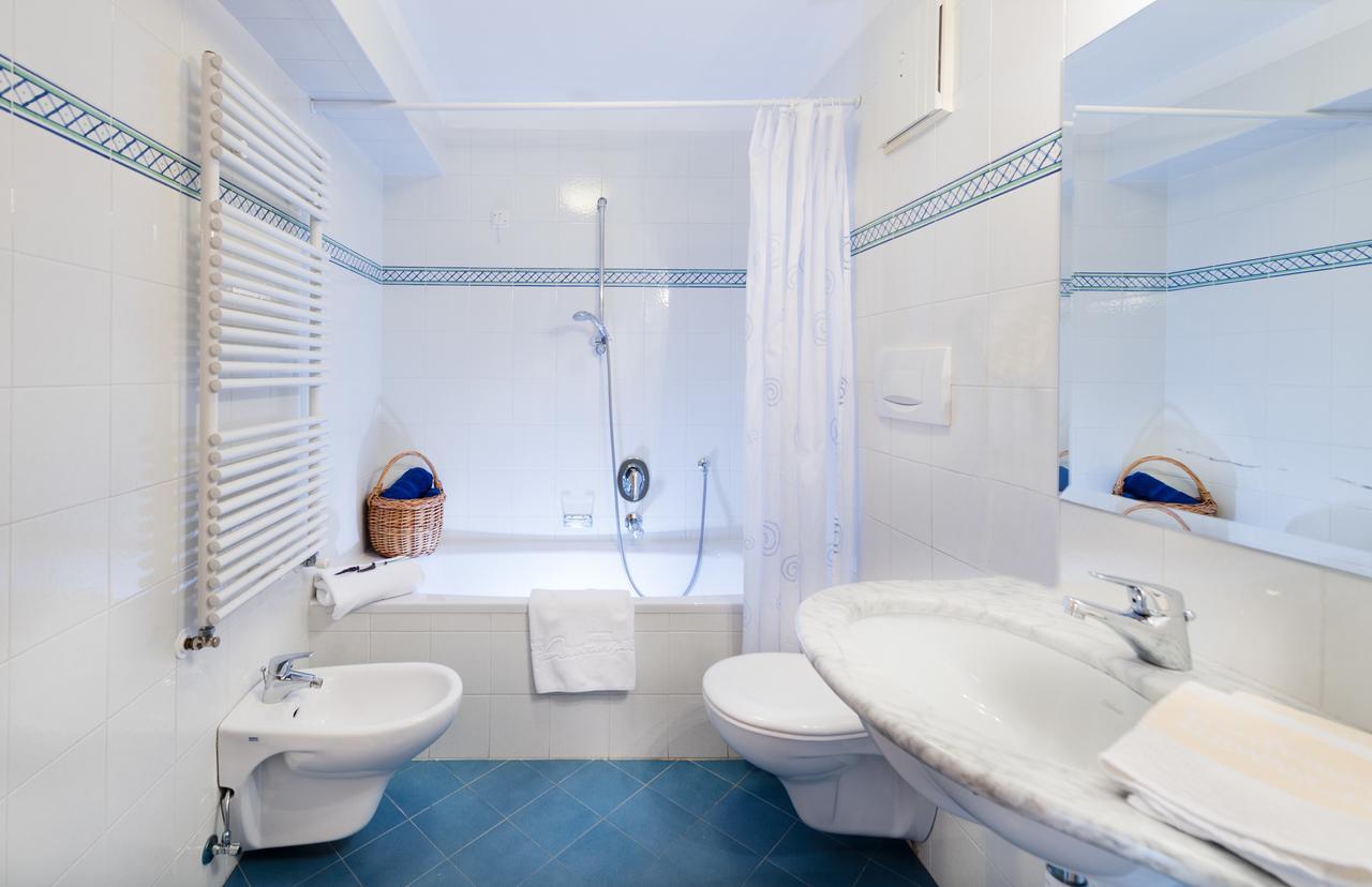 פיה Hotel & Appartements Perwanger מראה חיצוני תמונה